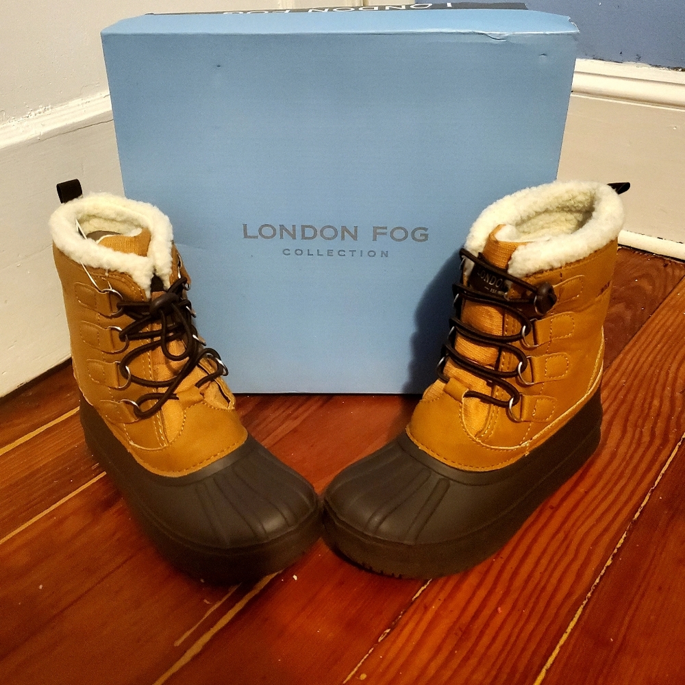 London Fog boys boots